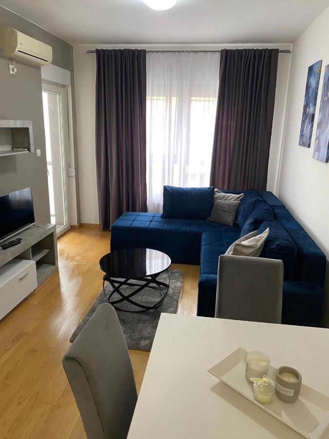 Falcon Appartement Banja Luka Buitenkant foto