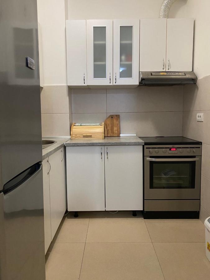 Falcon Appartement Banja Luka Buitenkant foto